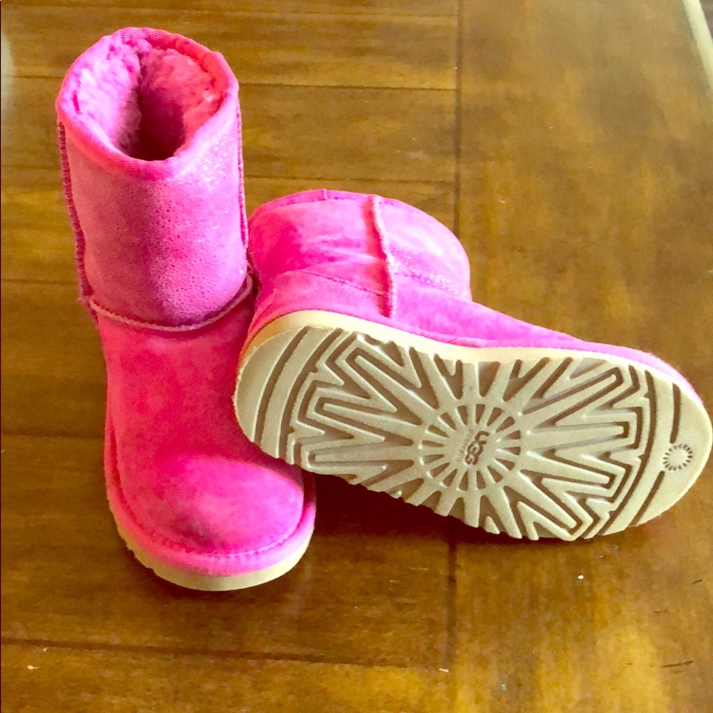 Sparkly Pink Ugg Boots